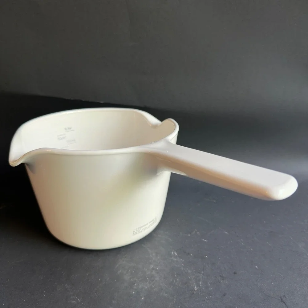 Corning Ware Saucepan Vintage White Pyroceram M-68-B 1 Quart Pour Spout 10.5in